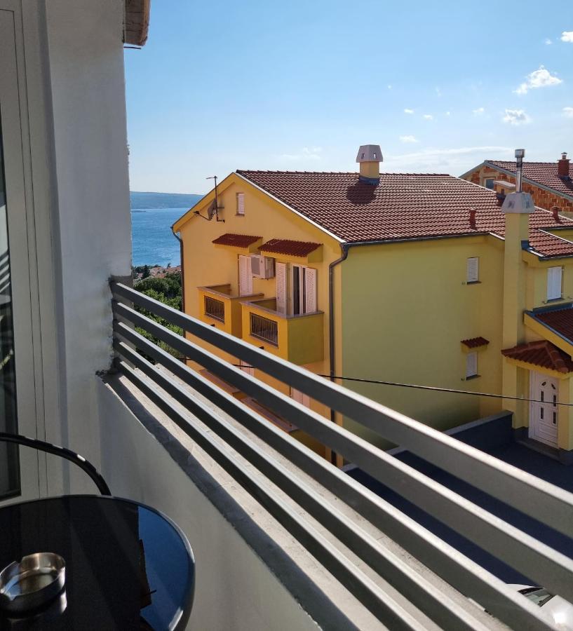 Adria Mare Apartment Crikvenica Exterior photo