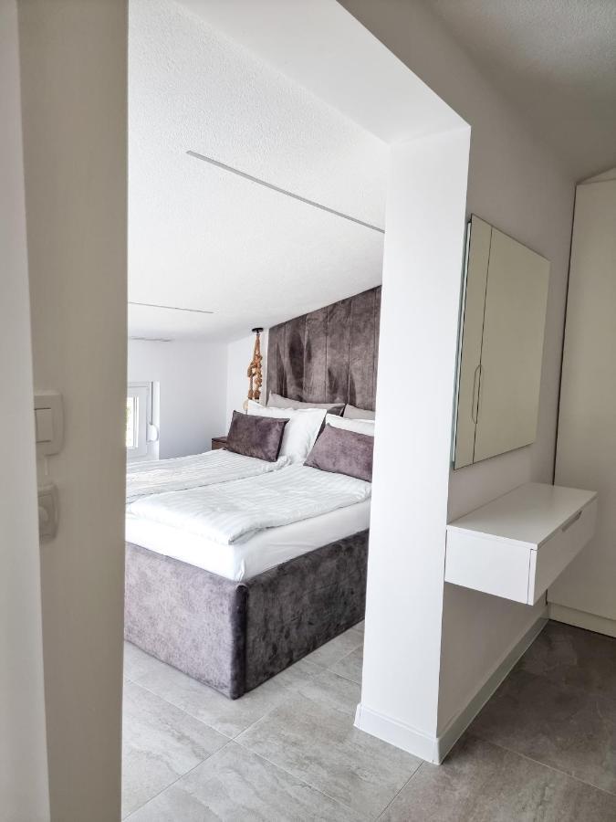 Adria Mare Apartment Crikvenica Exterior photo