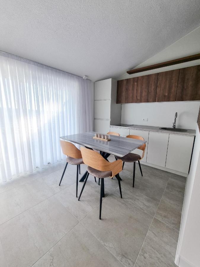 Adria Mare Apartment Crikvenica Exterior photo