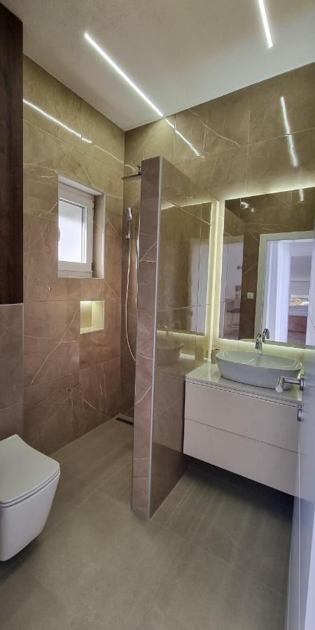 Adria Mare Apartment Crikvenica Exterior photo