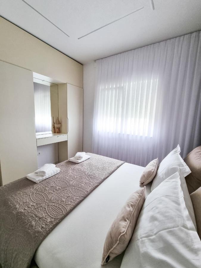 Adria Mare Apartment Crikvenica Exterior photo